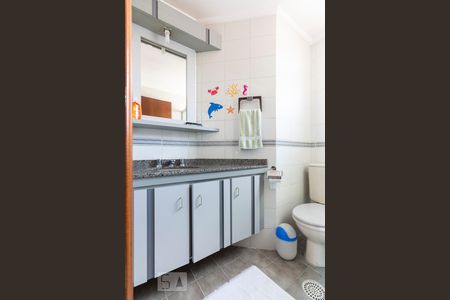 Apartamento à venda com 128m², 3 quartos e 2 vagasSuíte - Quarto 2