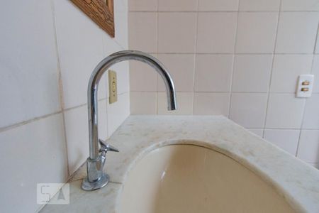 Apartamento à venda com 77m², 3 quartos e 1 vaga Apartamento à venda com 77m², 3 quartos e 1 vagaSuíte