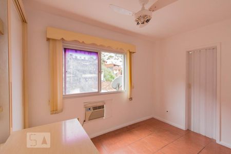 Apartamento à venda com 77m², 3 quartos e 1 vaga Apartamento à venda com 77m², 3 quartos e 1 vagaSuíte