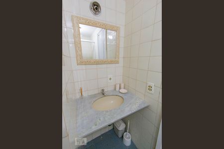 Apartamento à venda com 77m², 3 quartos e 1 vaga Apartamento à venda com 77m², 3 quartos e 1 vagaBanheiro