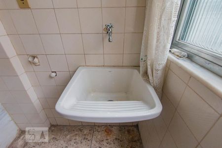 Apartamento à venda com 77m², 3 quartos e 1 vaga Apartamento à venda com 77m², 3 quartos e 1 vagaÁrea de Serviço