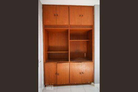 Quarto 1 de apartamento para alugar com 2 quartos, 58m² em Jardim Messina, Jundiaí