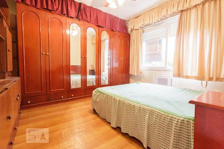 Quarto 2 de apartamento para alugar com 2 quartos, 60m² em Passo da Areia, Porto Alegre