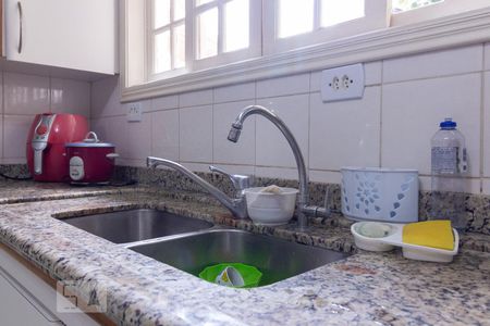 Casa de condomínio à venda com 430m², 4 quartos e 4 vagasCozinha