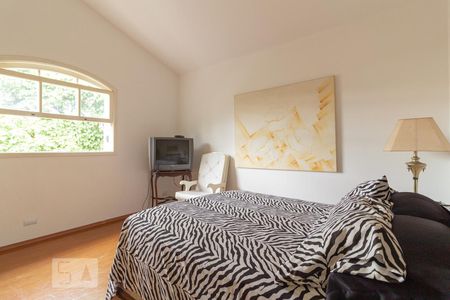 Casa de condomínio à venda com 430m², 4 quartos e 4 vagasSuíte 3