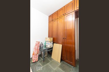 Casa de condomínio à venda com 430m², 4 quartos e 4 vagasQuarto de Serviço