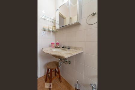 Casa de condomínio à venda com 430m², 4 quartos e 4 vagasBanheiro Suíte 3