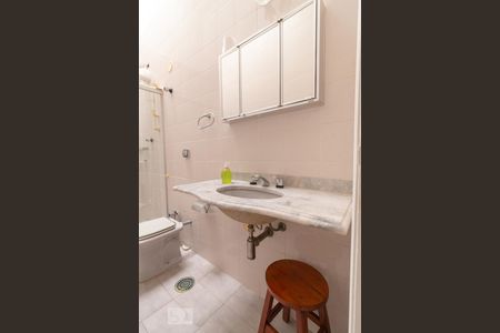 Casa de condomínio à venda com 430m², 4 quartos e 4 vagasBanheiro Suíte 4