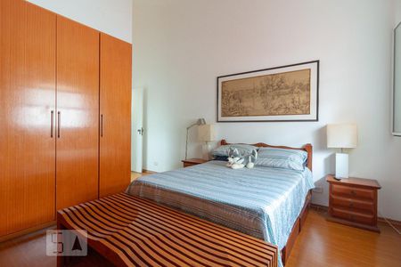 Casa de condomínio à venda com 430m², 4 quartos e 4 vagasSuíte 4