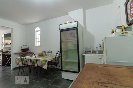 Casa de condomínio à venda com 430m², 4 quartos e 4 vagasSalão Multiuso