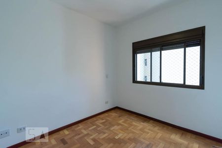 Apartamento à venda com 231m², 3 quartos e 2 vagasSuíte