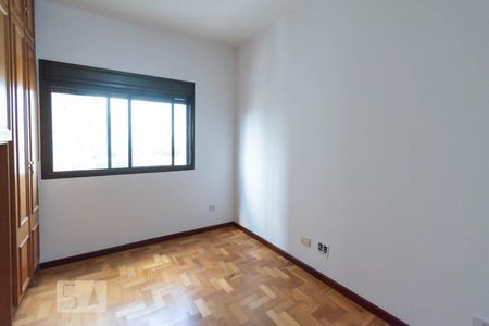 Apartamento à venda com 231m², 3 quartos e 2 vagasQuarto 2