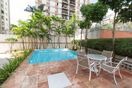 Apartamento à venda com 231m², 3 quartos e 2 vagasPiscina