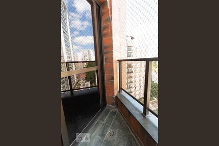 Sacada de apartamento à venda com 3 quartos, 231m² em Brooklin Paulista, São Paulo