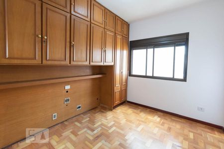 Apartamento à venda com 231m², 3 quartos e 2 vagasQuarto 2