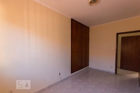 Casa à venda com 200m², 4 quartos e 2 vagasQuarto 1