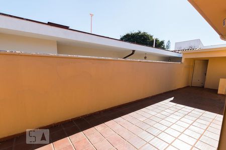 Casa à venda com 200m², 4 quartos e 2 vagasQuarto 1 - Vista