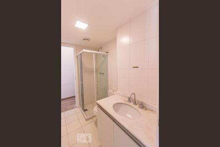 Apartamento à venda com 99m², 3 quartos e 2 vagasBanheiro 2