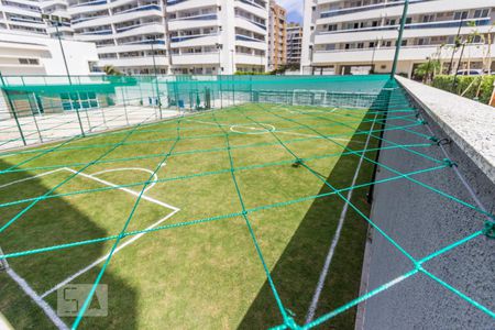 Apartamento à venda com 99m², 3 quartos e 2 vagasCampo de futebol