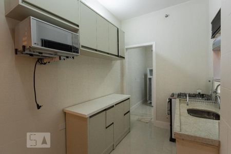 Cozinha de apartamento para alugar com 2 quartos, 100m² em Batel, Curitiba