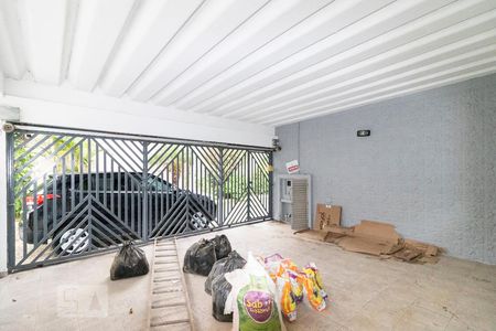 Casa à venda com 250m², 5 quartos e 2 vagas Casa à venda com 250m², 5 quartos e 2 vagasGaragem