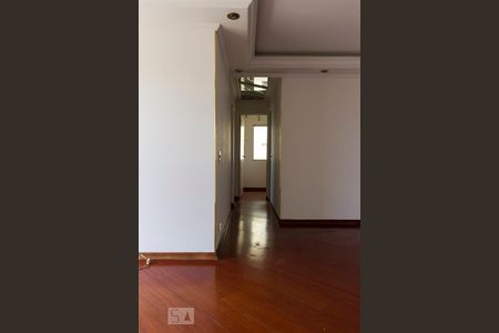 Acesso aos Quartos e Banheiro  de apartamento à venda com 3 quartos, 70m² em Vila Formosa, São Paulo