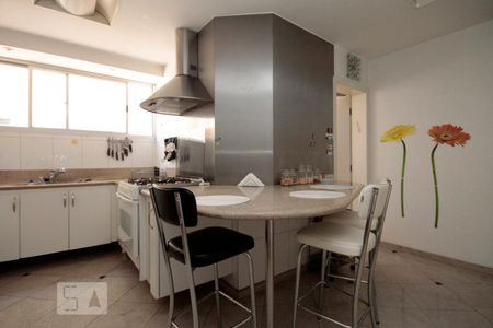 Apartamento à venda com 200m², 3 quartos e 1 vagaCozinha