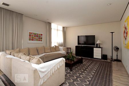 Apartamento à venda com 200m², 3 quartos e 1 vagaSala