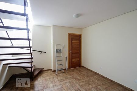 Sala de casa à venda com 2 quartos, 54m² em Jardim Peri, Osasco