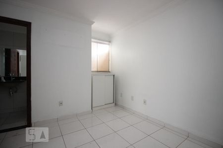 Quarto 1 de apartamento para alugar com 1 quarto, 40m² em Candangolândia, Brasília