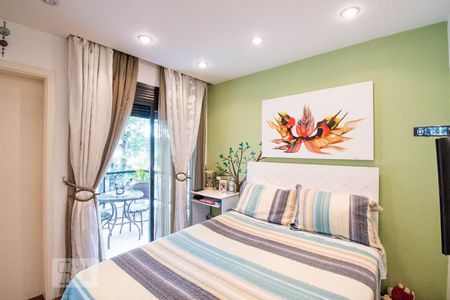 Apartamento à venda com 181m², 4 quartos e 3 vagasSuíte 2