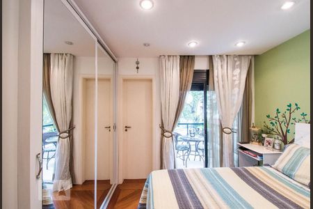 Apartamento à venda com 181m², 4 quartos e 3 vagasSuíte 2