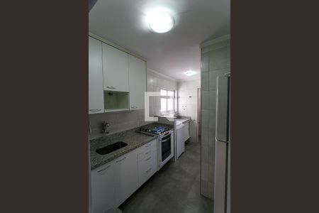 Cozinha de apartamento para alugar com 2 quartos, 68m² em Vila Morumbi, São Paulo