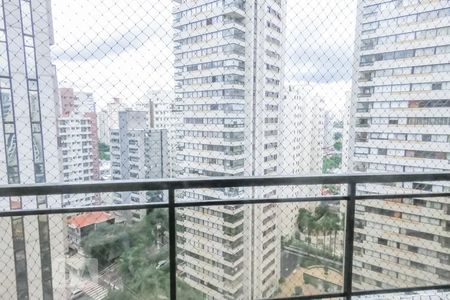 Vista varanda sala de apartamento para alugar com 3 quartos, 120m² em Indianópolis, São Paulo