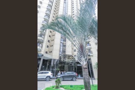 Apartamento para alugar com 120m², 3 quartos e 2 vagasFachada