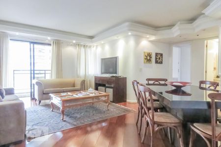 Sala de apartamento para alugar com 3 quartos, 120m² em Indianópolis, São Paulo