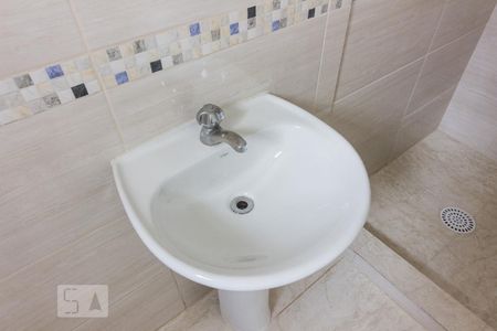 Banheiro de casa para alugar com 2 quartos, 100m² em Limão, São Paulo