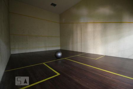 Apartamento à venda com 350m², 6 quartos e 5 vagasQuadra de squash