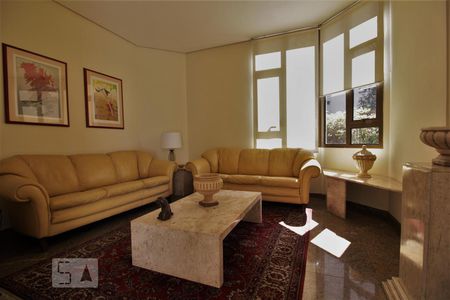 Apartamento à venda com 350m², 6 quartos e 5 vagasHall social