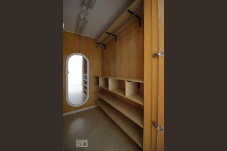 Apartamento à venda com 350m², 6 quartos e 5 vagasCloset