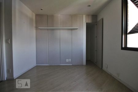 Apartamento à venda com 350m², 6 quartos e 5 vagasSuíte 2
