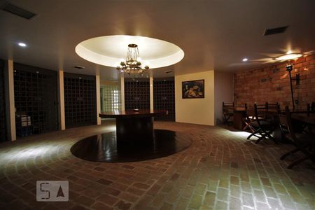 Apartamento à venda com 350m², 6 quartos e 5 vagasAdega climatizada