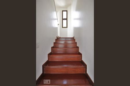 Apartamento à venda com 350m², 6 quartos e 5 vagasEscadas