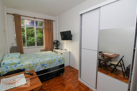 Sala - Quarto de kitnet/studio para alugar com 1 quarto, 30m² em Botafogo, Rio de Janeiro