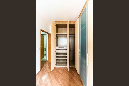 Apartamento à venda com 56m², 2 quartos e 1 vaga Apartamento à venda com 56m², 2 quartos e 1 vagaQuarto 1
