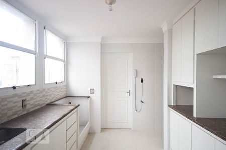 Apartamento à venda com 180m², 4 quartos e sem vagaCozinha