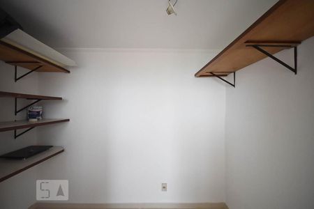 Apartamento à venda com 180m², 4 quartos e sem vagaQuarto de serviço