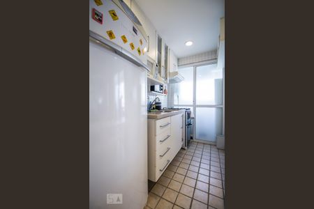 Apartamento à venda com 39m², 1 quarto e 1 vaga Apartamento à venda com 39m², 1 quarto e 1 vagaCozinha