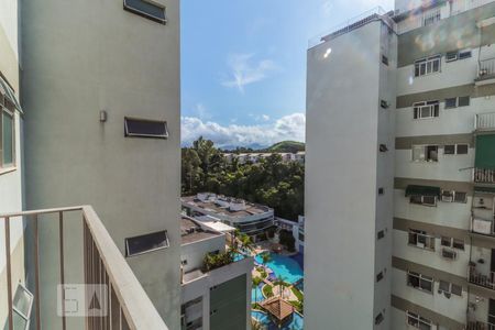 Vista Varanda Sala de apartamento para alugar com 1 quarto, 56m² em Freguesia (jacarepaguá), Rio de Janeiro