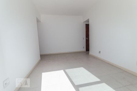 Sala de apartamento para alugar com 1 quarto, 56m² em Freguesia (jacarepaguá), Rio de Janeiro